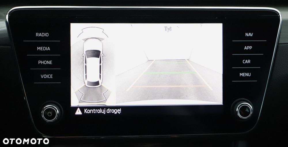 Skoda Superb 2.0 TDI SCR Style DSG - 16