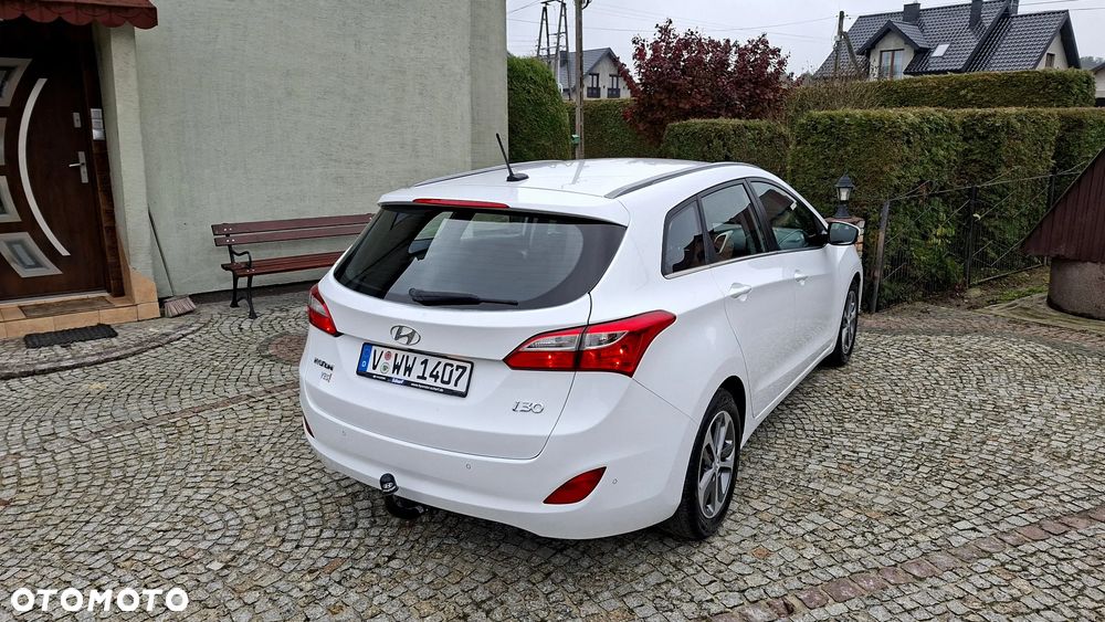Hyundai i30 1.4 BlueDrive Comfort - 14