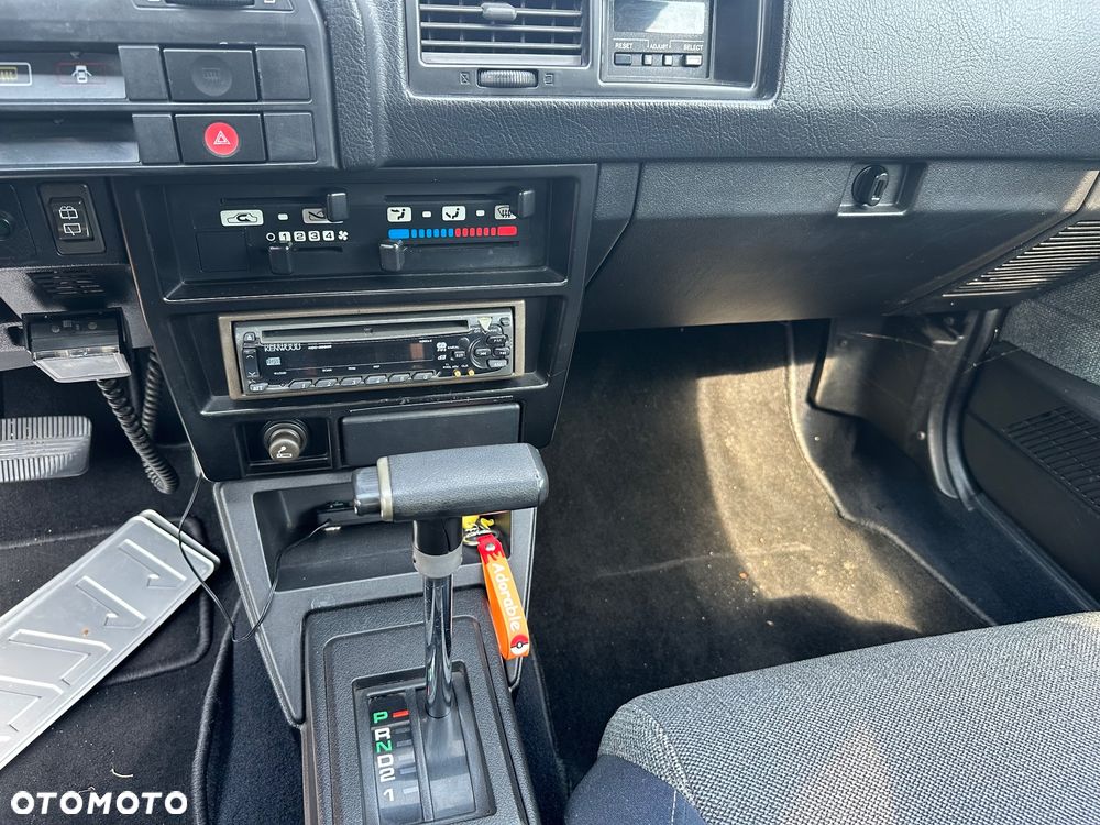 Nissan Sunny - 6