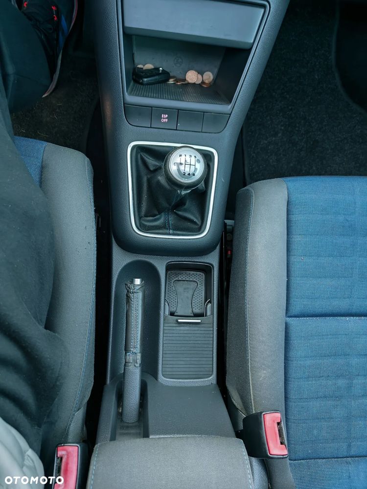 Volkswagen Golf Plus 1.6 FSI Tour Edition - 21