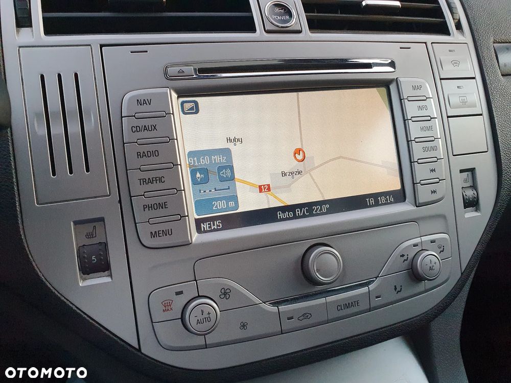 Ford Kuga 2.0 TDCi 2x4 Titanium - 10
