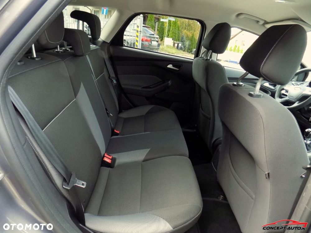 Ford Focus - 21