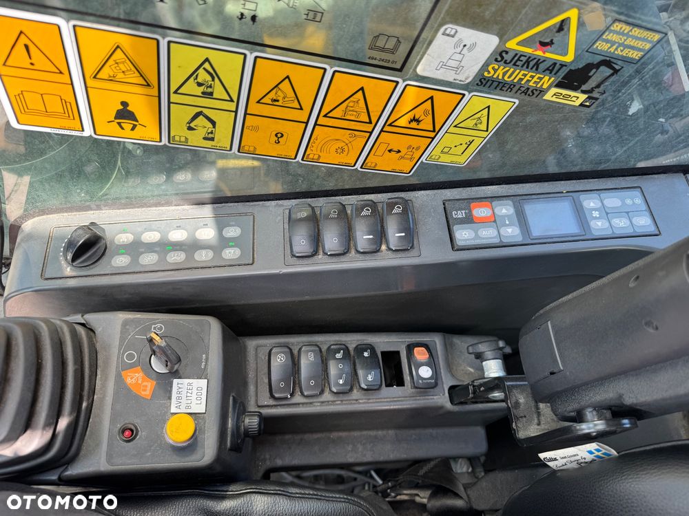 Hitachi JAPOŃSKA ZX19-6 1.9 tony Dostepna OD RĘKI na placu!! - 32