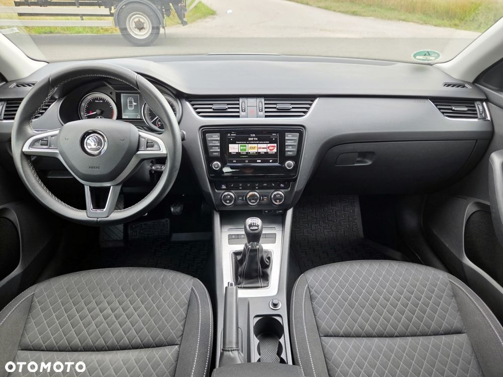 Skoda Octavia 1.4 TSI Edition - 37
