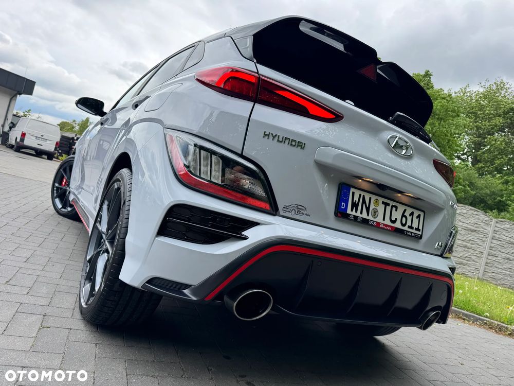 Hyundai Kona - 16