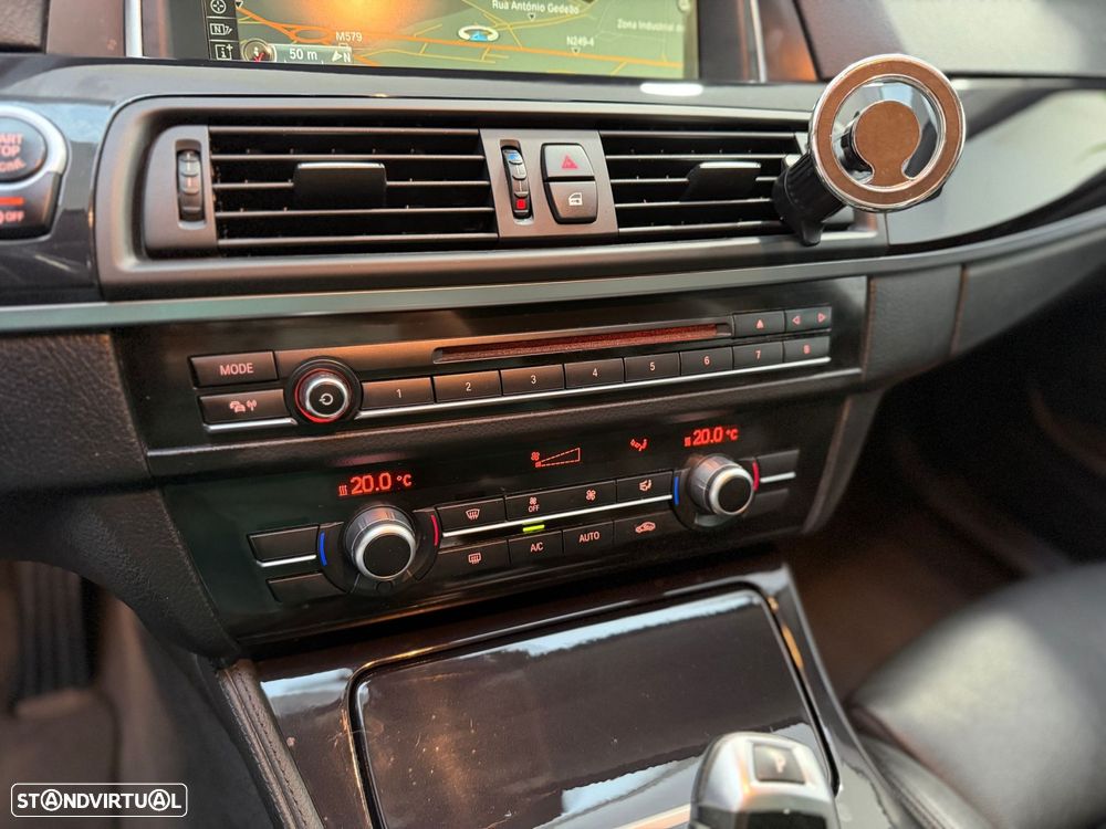 BMW 525 d Line Luxury Auto - 13