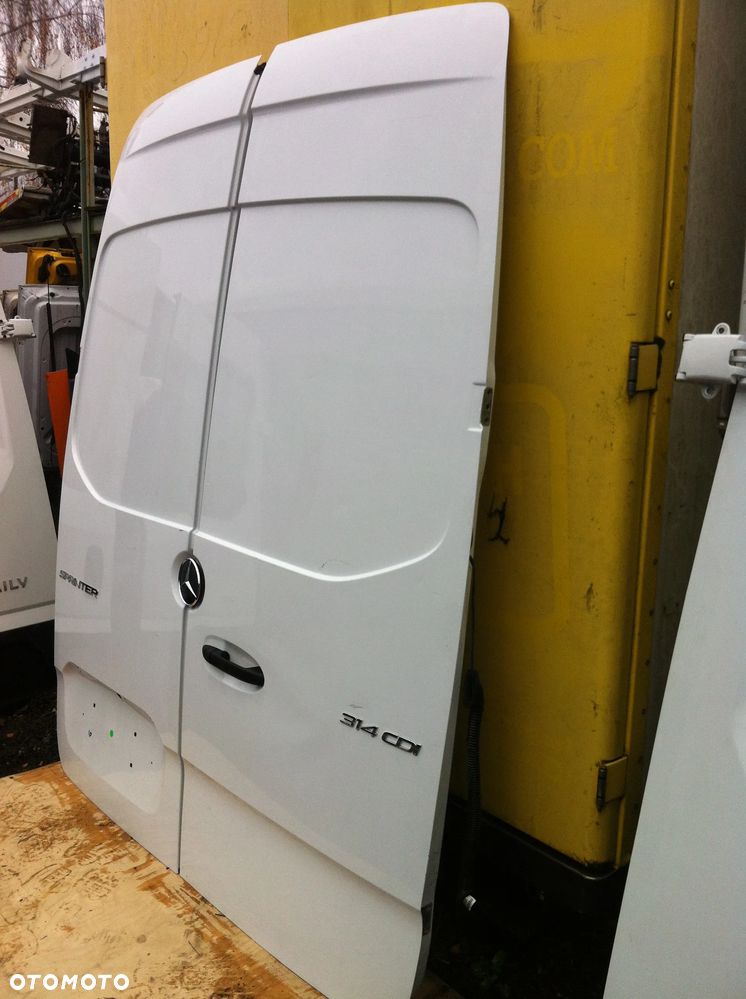 MERCEDES SPRINTER W910 DRZWI TYŁ TYLNE - 2