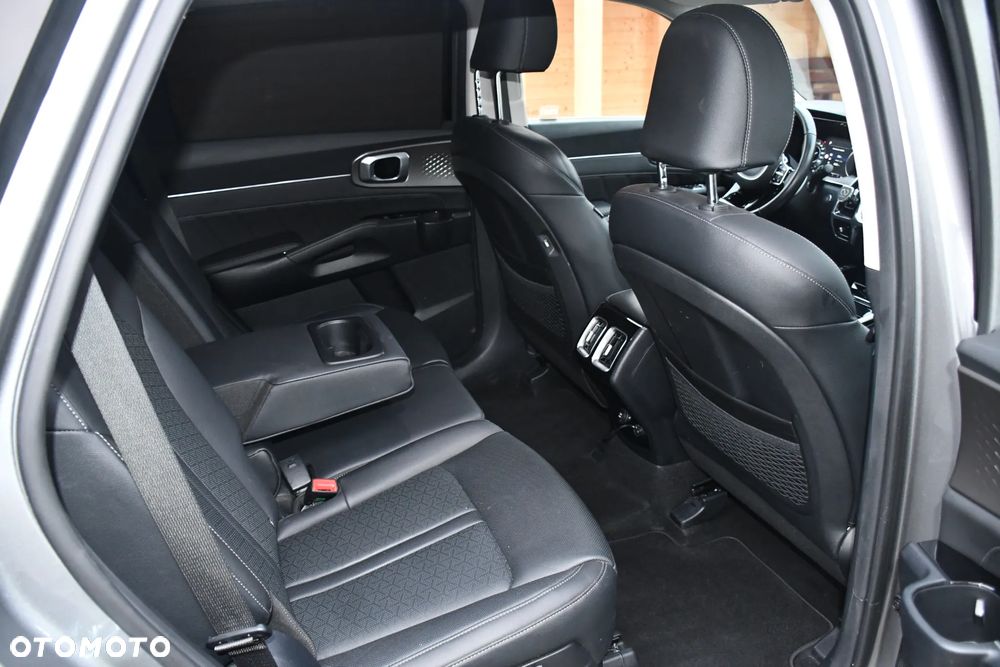 Kia Sorento - 7