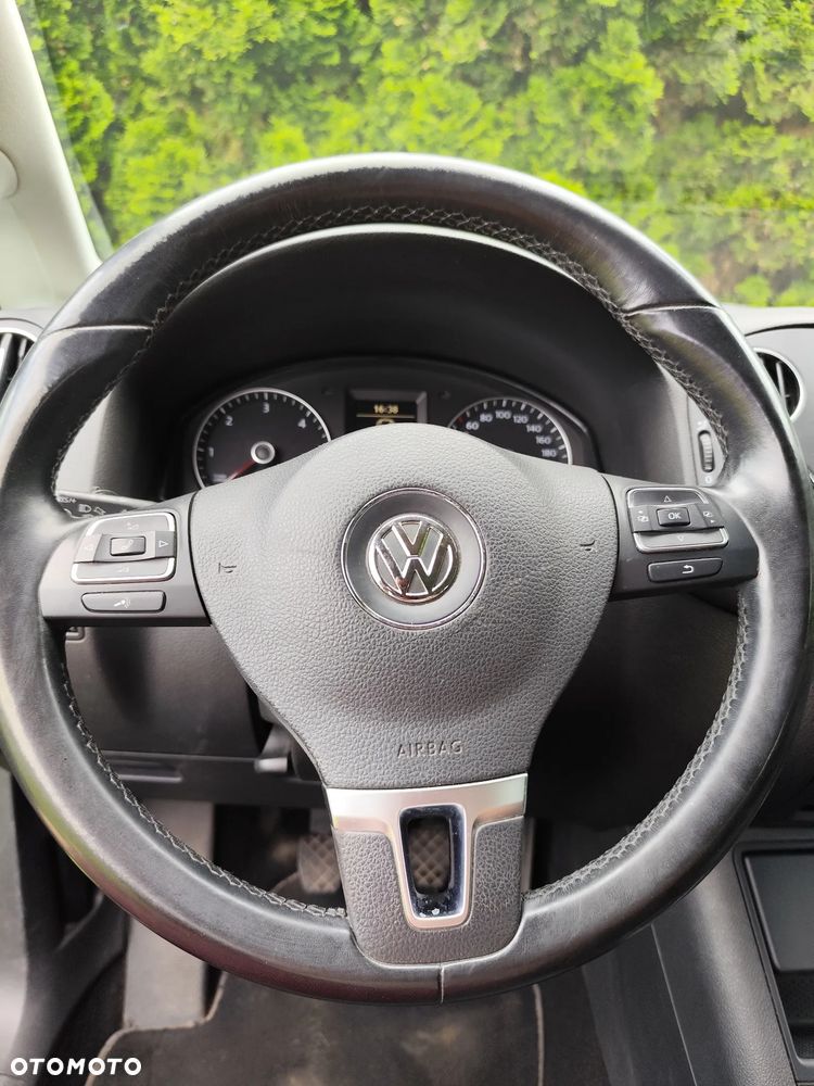 Volkswagen Golf Plus 1.6 TDI DPF Comfortline - 11