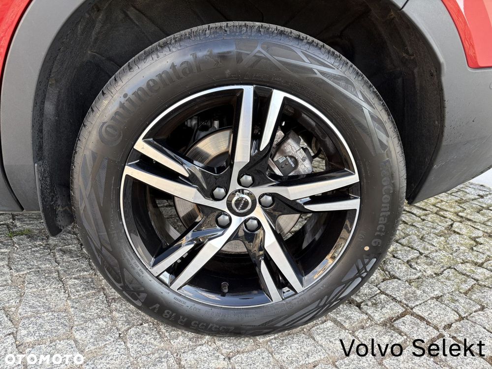 Volvo XC 40 2024