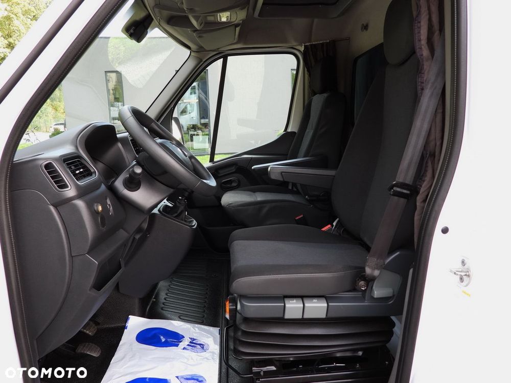 Renault MASTER PLANDEKA WINDA 9 PALET WEBASTO TEMPOMAT LEDY PNEUMATYKA KLIMATYZACJA  165KM - 28