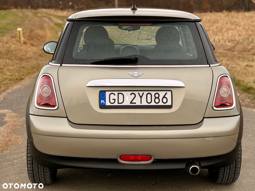 MINI ONE Standard - 5