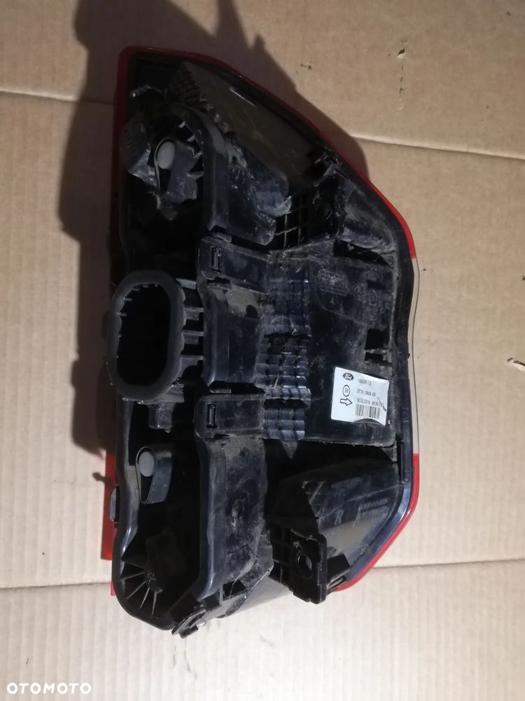 Ford Transit Courier lampa lewa prawa tył tylna 16639F 16640F - STAN IDEALNY - 4