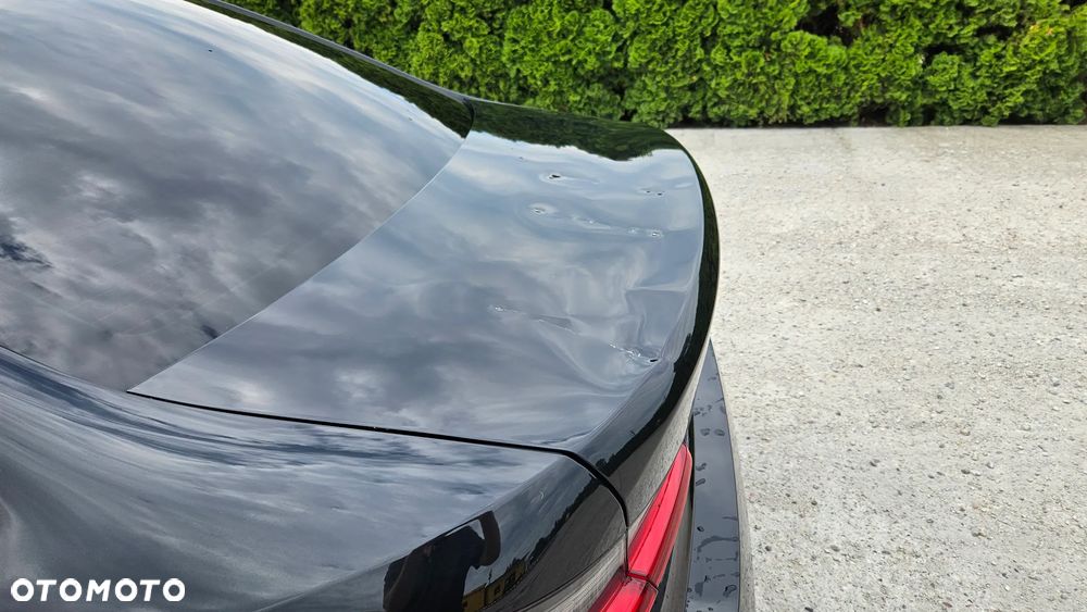 BMW Seria 3 318i - 7