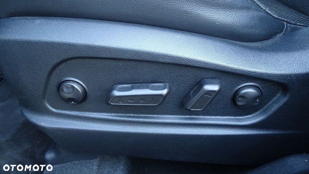 Kia Carens 1.7 CRDi Edition 7 - 16