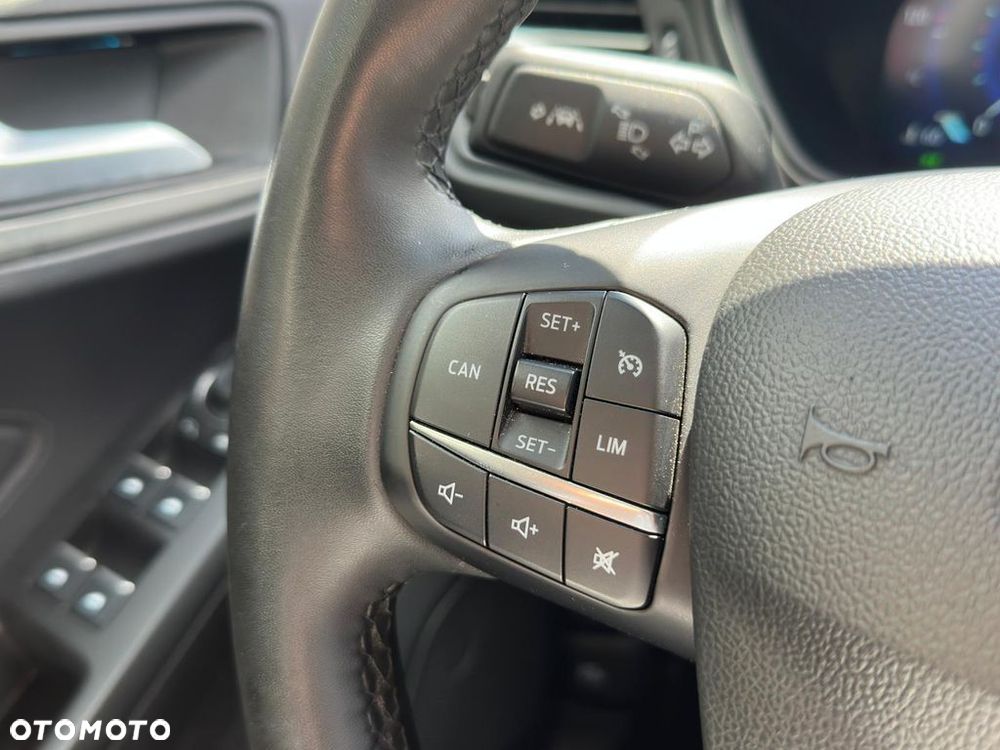 Ford Focus 1.0 EcoBoost Titanium X - 12