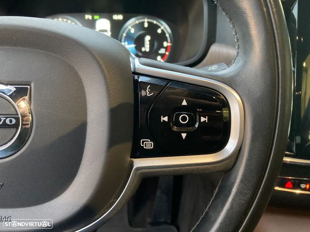 Volvo V90 Cross Country 2.0 D5 Pro AWD Geartronic - 16