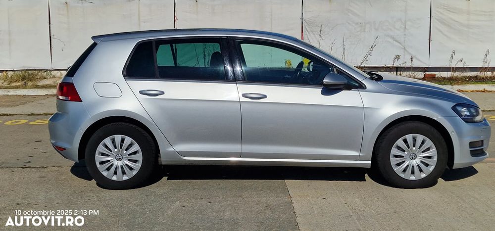 Volkswagen Golf 1.6 TDI BlueMotion Technology DPF Highline - 14