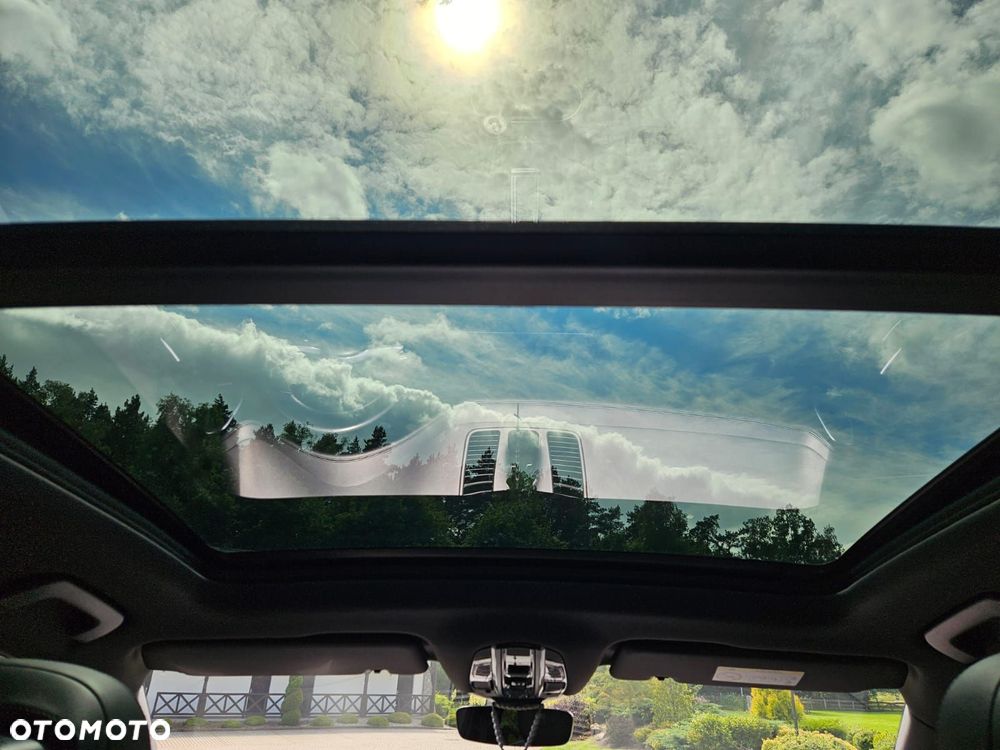 Porsche Cayenne Standard - 20