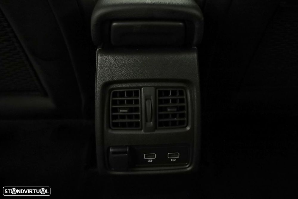 Renault Captur 1.0 TCe Techno - 24