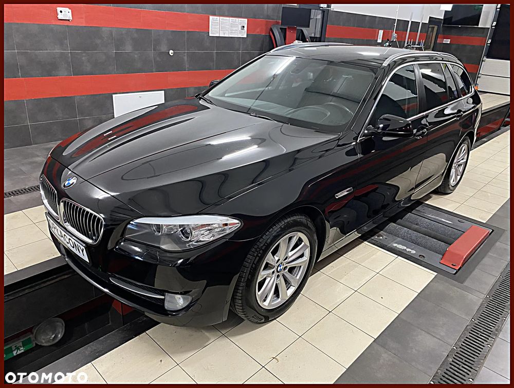 BMW Seria 5 520d Touring - 1