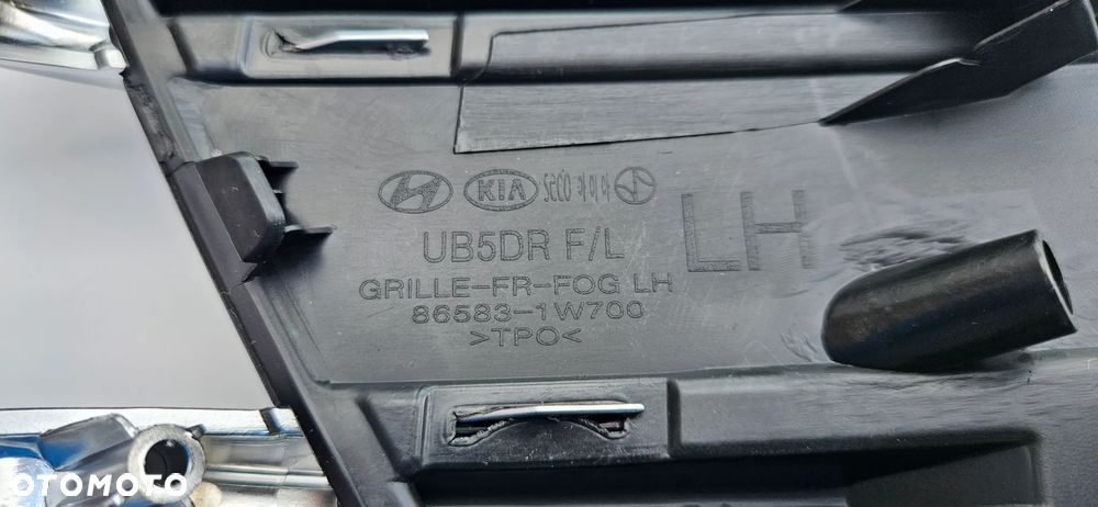 KIA RIO 3 III LIFT 2014-2017 Kratka zderzaka przednia lewa Zaślepka halogenu lewa Atrapa zderzaka przód lewy 86583-1W700 NOWA ORYGINALNA - 6