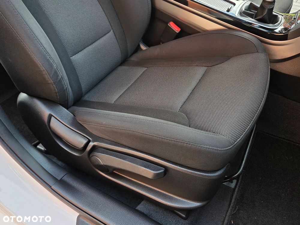 Hyundai i40 - 35