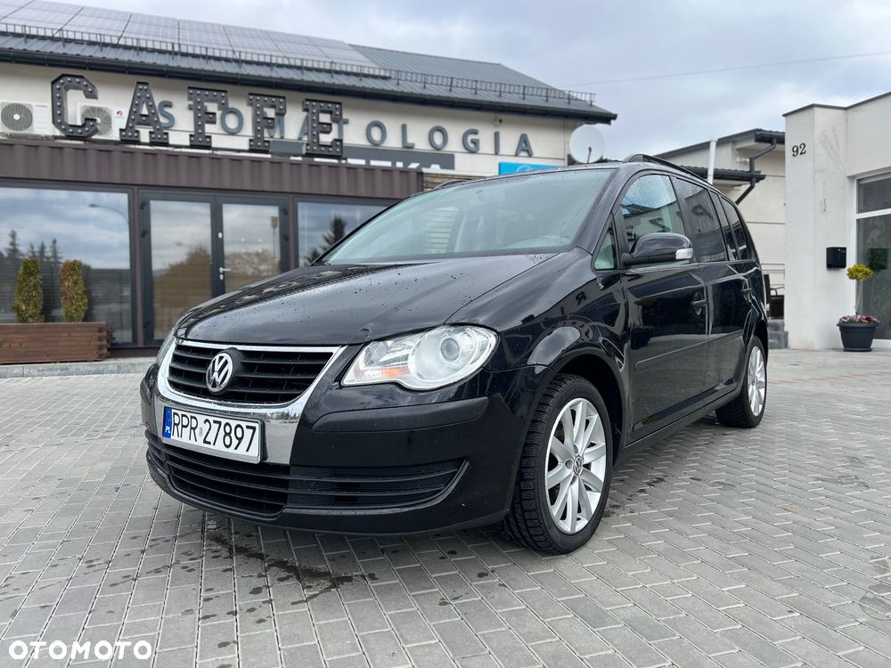 Volkswagen Touran 1.9 TDI Conceptline - 3