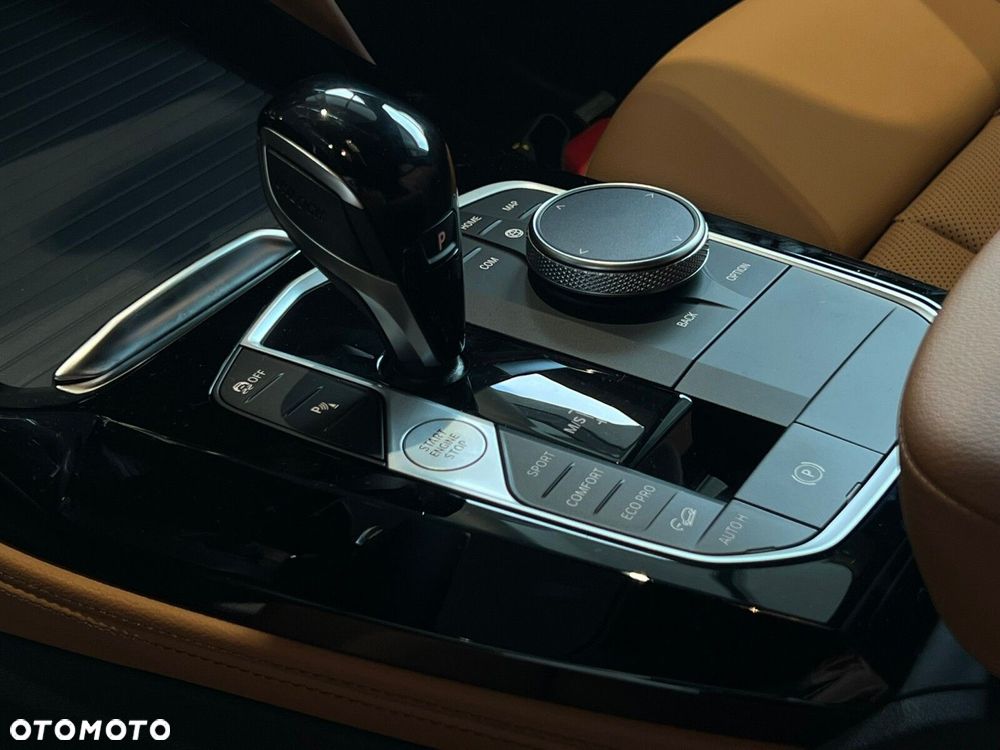 BMW X4 - 28