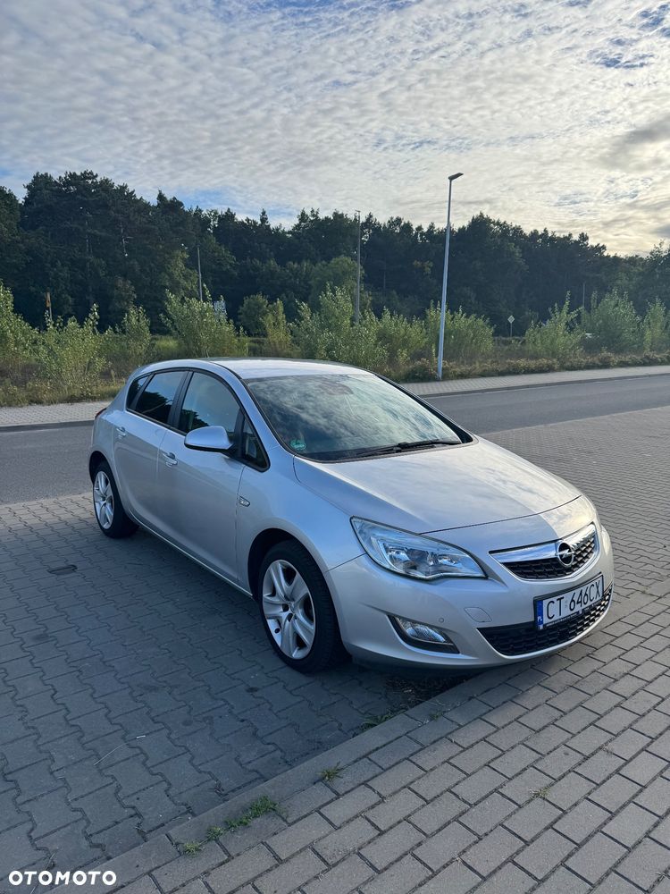 Opel Astra - 14
