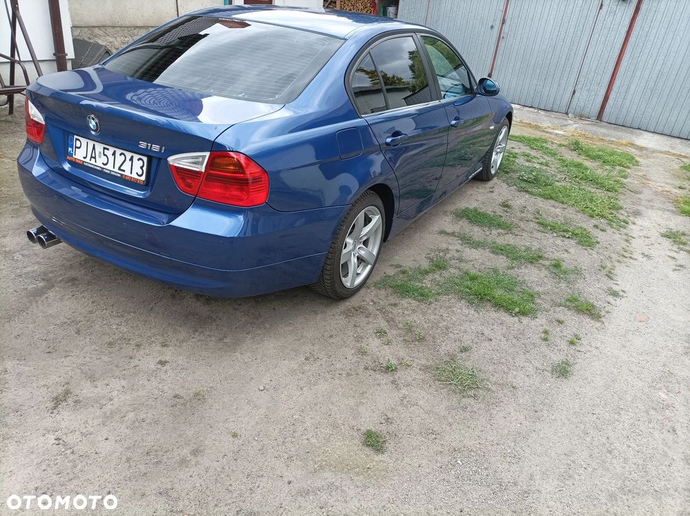 BMW 318I 2006 photo 3