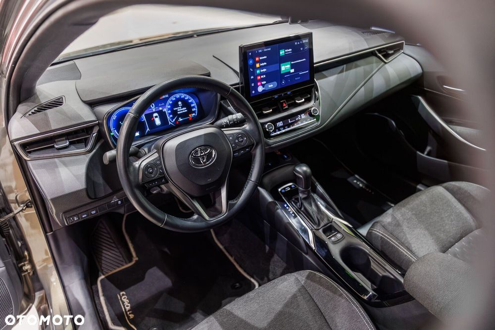 Toyota Corolla 1.8 Hybrid Comfort - 35