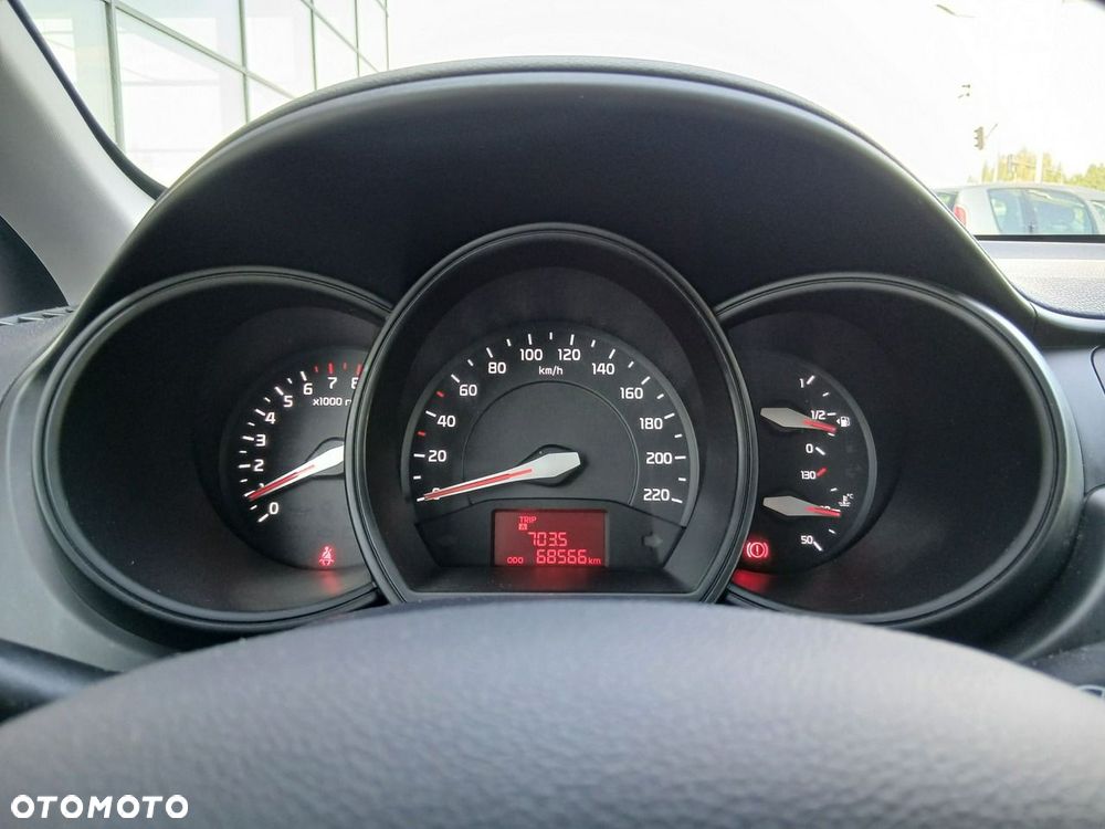 Kia Rio 1.2 L - 30