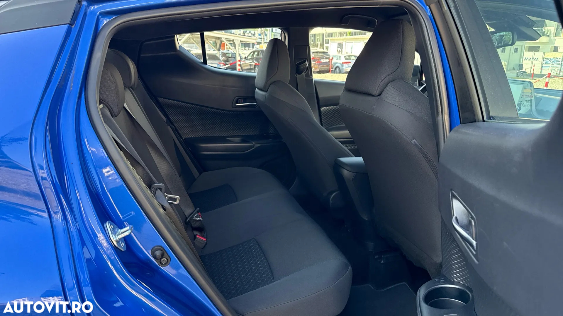 Toyota C-HR 1.8 HSD 122 CP 4x2 CVT Core - 4