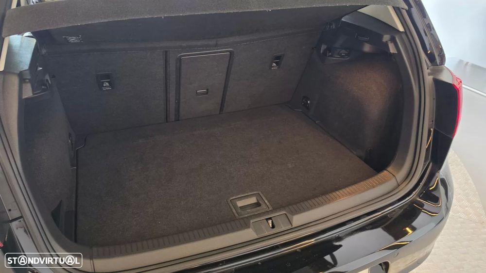 VW Golf 1.6 TDi Trendline BlueMotion - 22