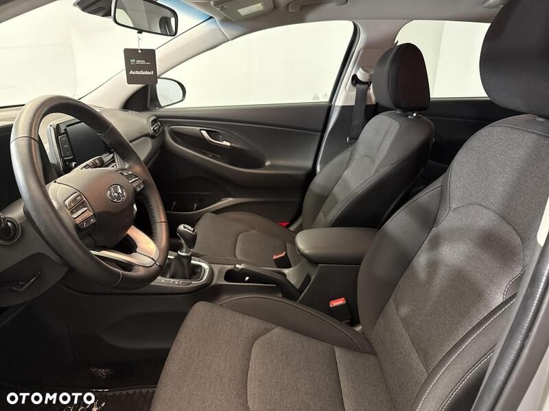 Hyundai i30 1.5 DPI Smart - 24