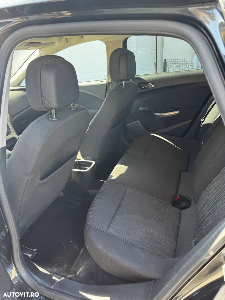 Opel Astra - 10
