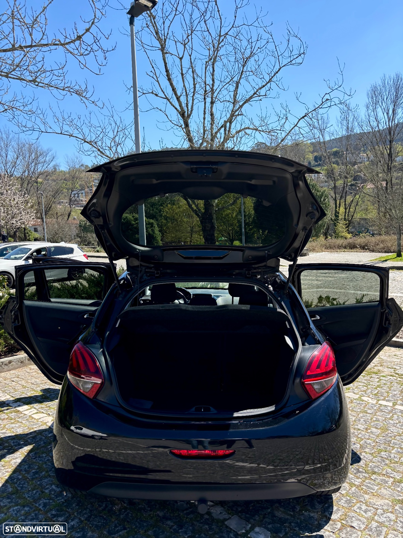 Peugeot 208 1.6 BlueHDi Style - 5