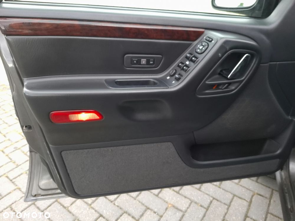 Jeep Grand Cherokee 2.7 CRD Limited - 19