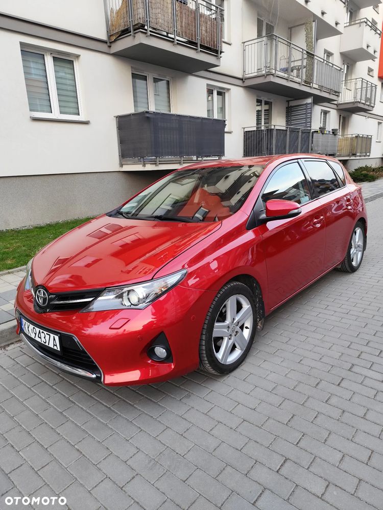 Toyota Auris 1.6 Prestige - 1