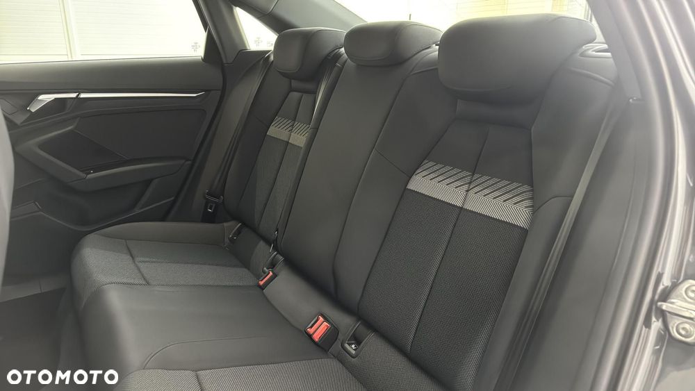Audi A3 Limousine 35 TFSI mHEV S Line S tronic - 16