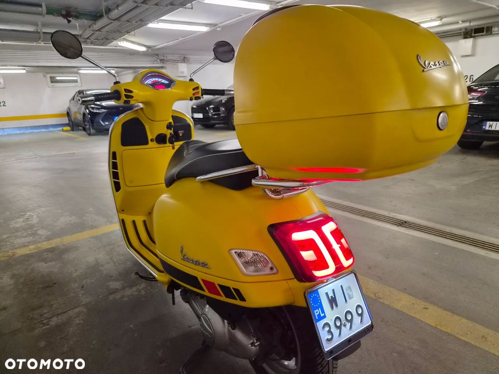 Vespa GTS - 18
