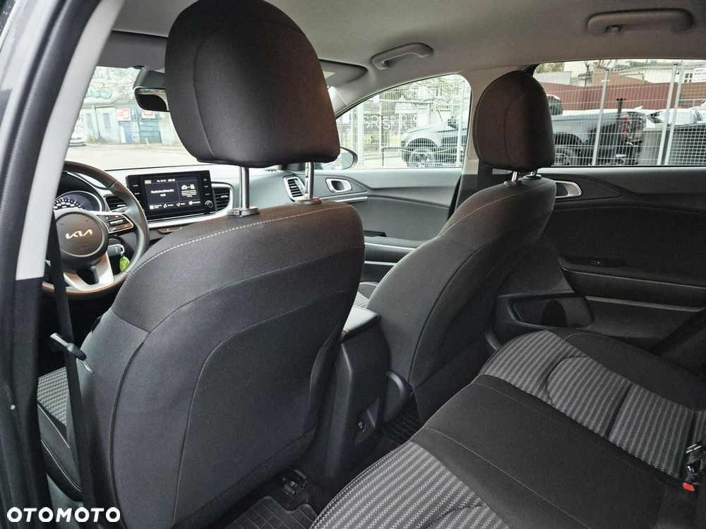 Kia XCeed 1.5 T-GDI M DCT - 14