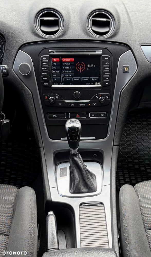 Ford Mondeo 2.0 EcoBoost Titanium - 15