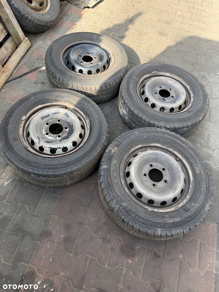 Komplet kół Multisezon 225/65R16C Continental VanContact 4Season opony 2025r Renault Master III - 2