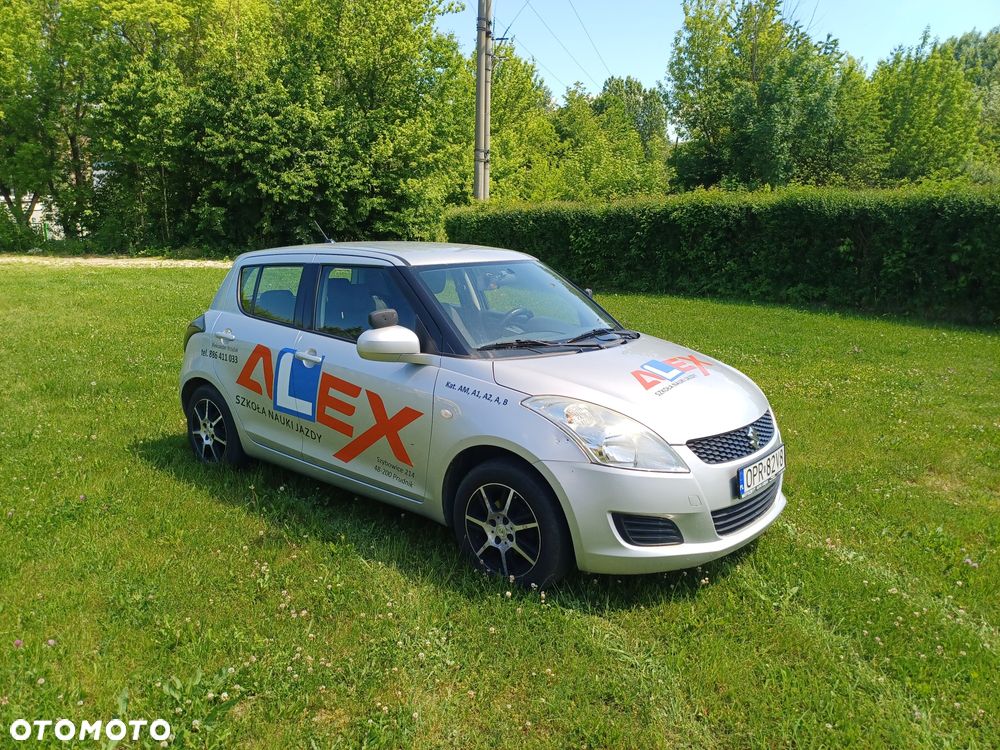 Suzuki Swift - 1
