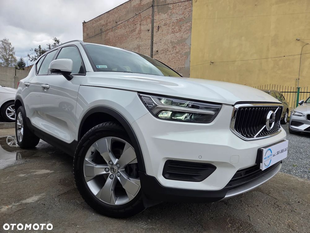 Volvo XC 40 D3 SCR Momentum - 4