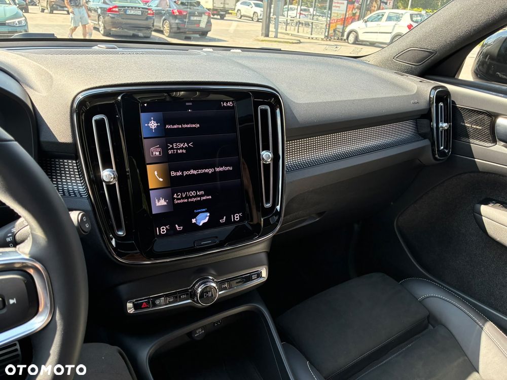 Volvo XC 40 T5 AWD R-Design - 20