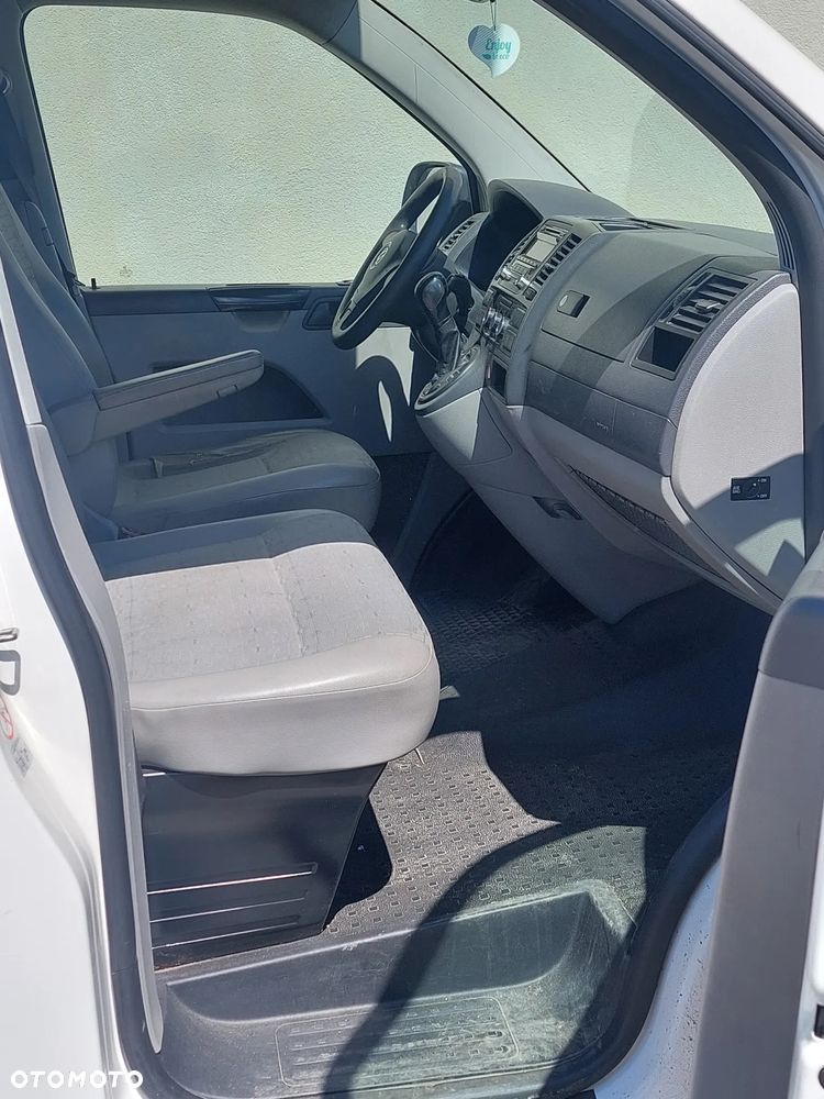 Volkswagen Transporter - 4
