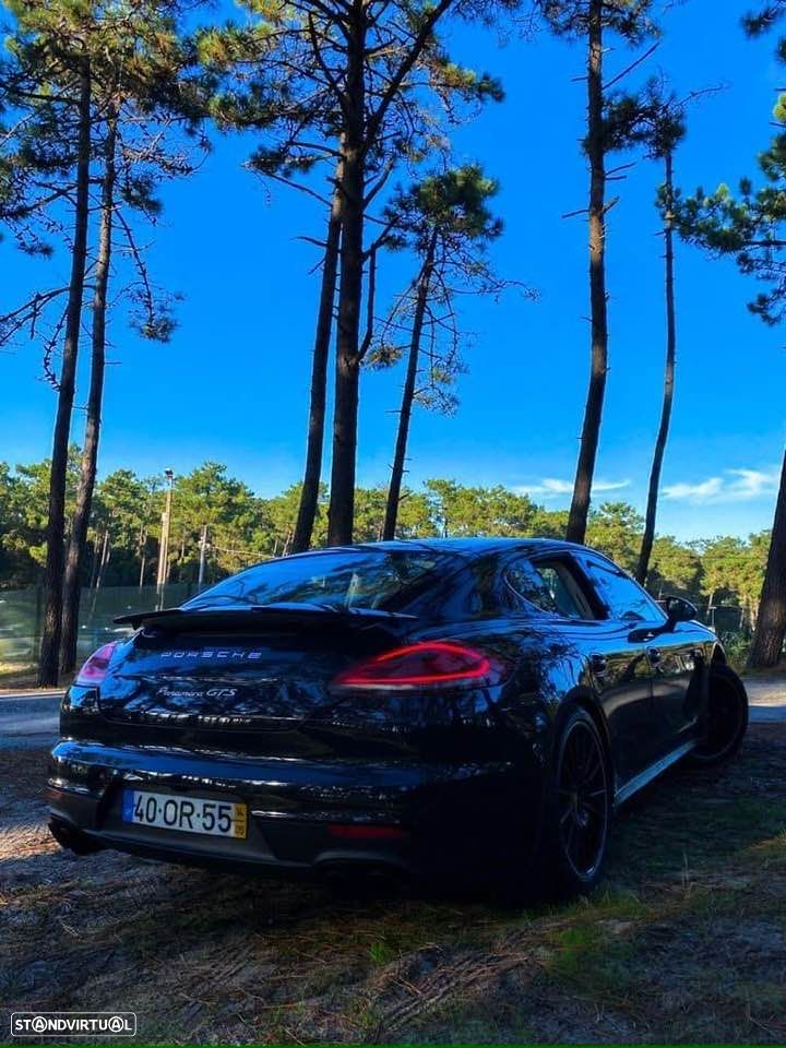 Porsche Panamera GTS PDK - 4